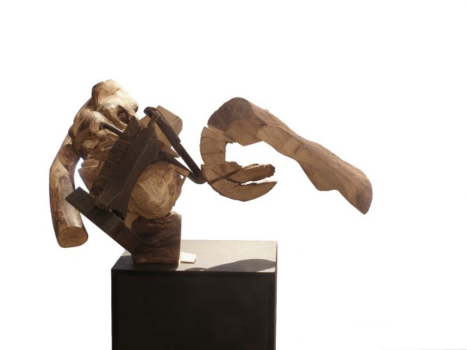 Stojąc na jednej nodze I, drewno, stal, wys. 60 cm, 2001